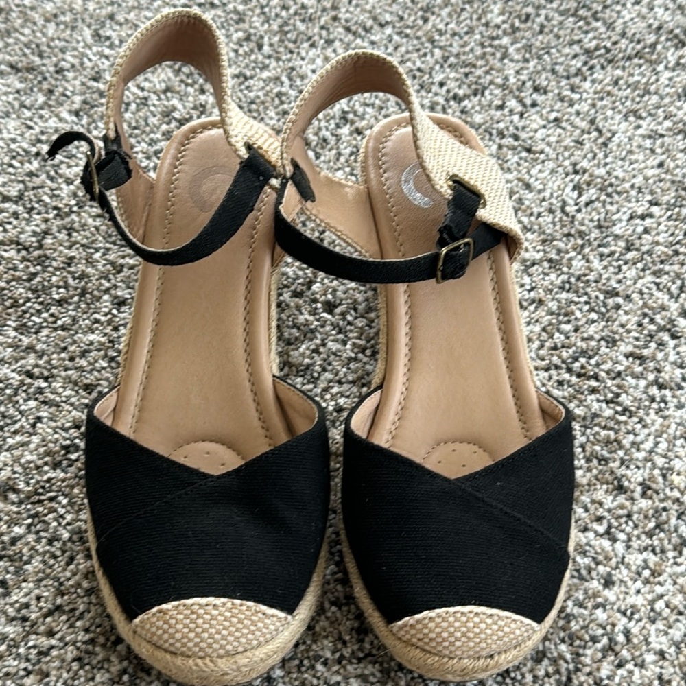Journee Size 7.5